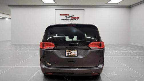 2020 Chrysler Pacifica Touring-L Plus