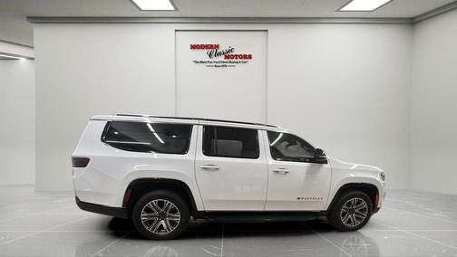 Bright White Clearcoat 2024 Jeep Wagoneer L Series II 4x4