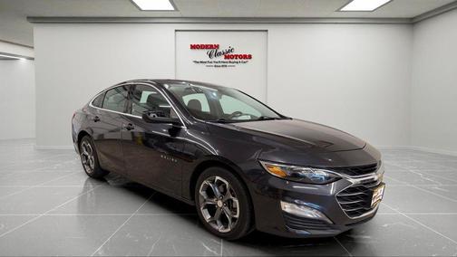 Dark Ash Metallic 2023 Chevrolet Malibu FWD 1LT
