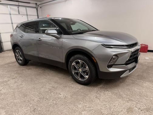 Sterling Gray Metallic 2025 Chevrolet Blazer 2LT