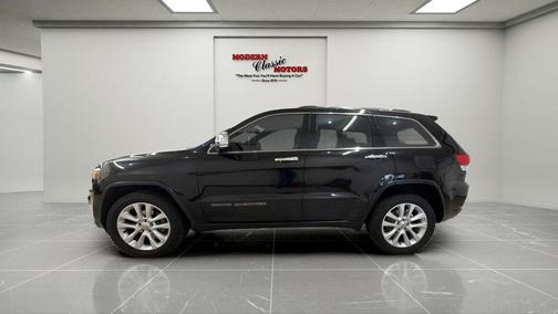 Diamond Black Crystal Pearlcoat 2017 Jeep Grand Cherokee Limited