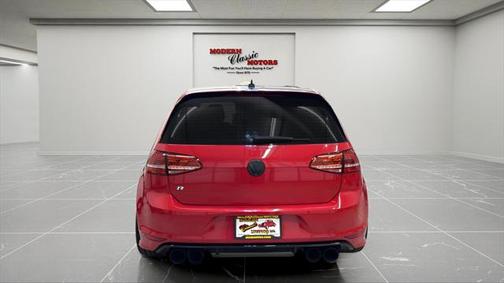 2017 Volkswagen Golf R 2.0T DSG