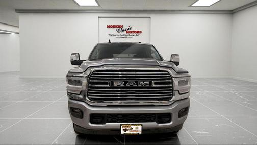 Billet Silver Metallic Clearcoat 2024 RAM 2500 Laramie Crew Cab 4x4 6'4' Box