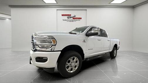 2024 RAM 2500 Laramie Crew Cab 4x4 6'4' Box