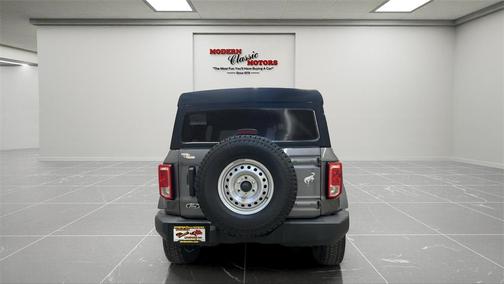 2021 Ford Bronco Base