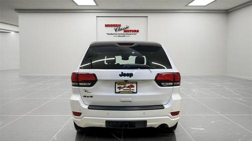 2022 Jeep Grand Cherokee Laredo