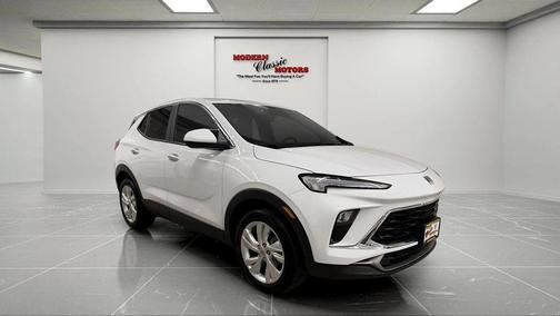 Summit White 2025 Buick Encore GX Preferred