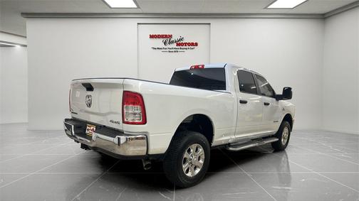 2023 RAM 2500 Big Horn Crew Cab 4x4 6'4' Box