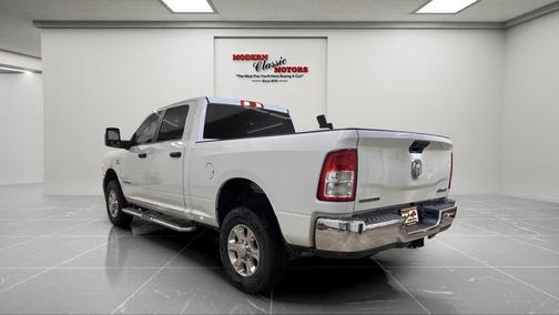 2023 RAM 2500 Big Horn Crew Cab 4x4 6'4' Box