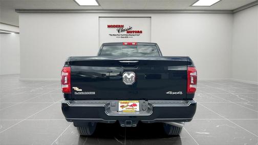 2024 RAM 3500 Laramie Crew Cab 4x4 6'4' Box