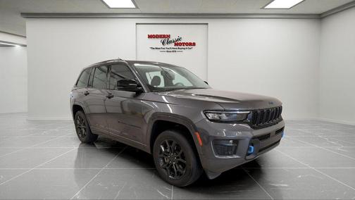 Baltic Gray Metallic Clearcoat 2024 Jeep Grand Cherokee 4xe Anniversary Edition