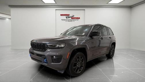 Baltic Gray Metallic Clearcoat 2024 Jeep Grand Cherokee 4xe Anniversary Edition
