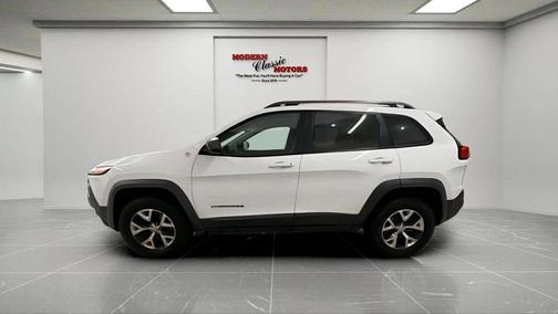 Bright White Clearcoat 2015 Jeep Cherokee Trailhawk