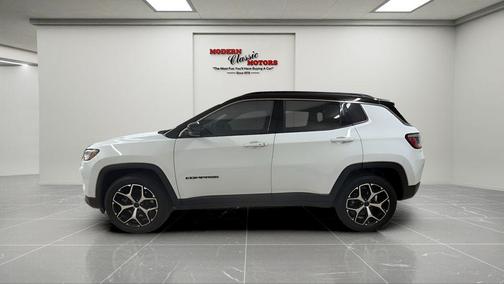 Bright White Clearcoat 2025 Jeep Compass Limited