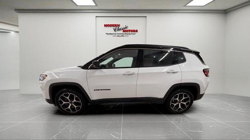 Bright White Clearcoat 2025 Jeep Compass Limited