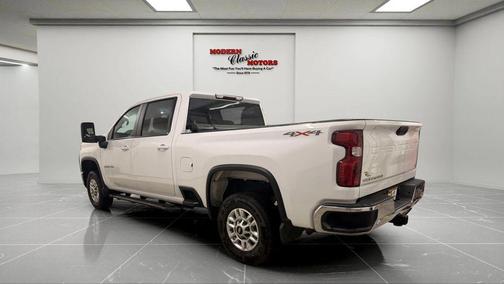 Summit White 2024 Chevrolet Silverado 2500 LT