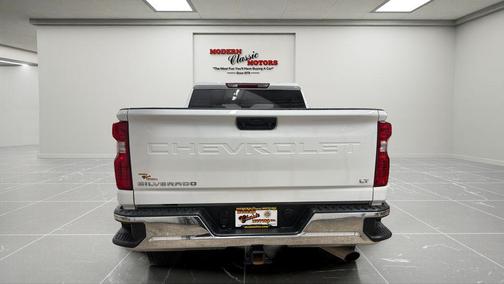 Summit White 2024 Chevrolet Silverado 2500 LT