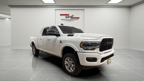 Bright White Clearcoat 2019 RAM 2500 Laramie Mega Cab 4x4 6'4' Box
