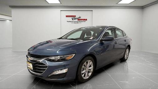 Lakeshore Blue Metallic 2024 Chevrolet Malibu FWD 1LT