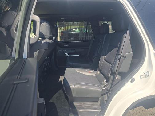 Wind Chill Pearl 2023 Toyota Sequoia Platinum