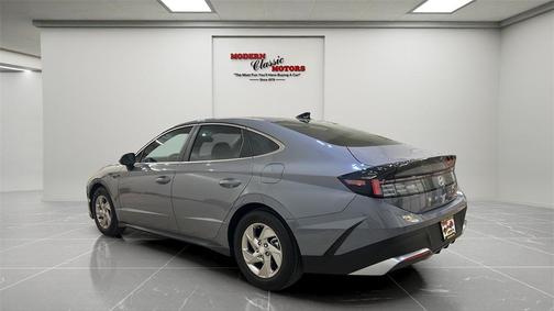 2025 Hyundai SONATA SE