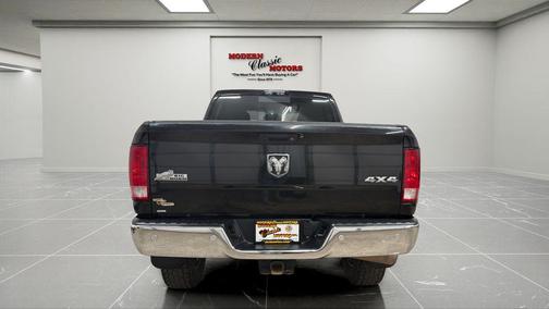 Brilliant Black Crystal Pearlcoat 2018 RAM 2500 Big Horn Crew Cab 4x4 6'4' Box