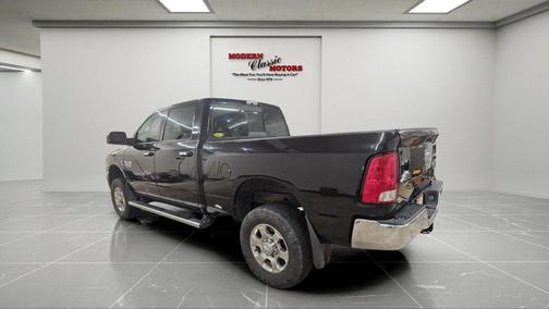 2018 RAM 2500 Big Horn Crew Cab 4x4 6'4' Box