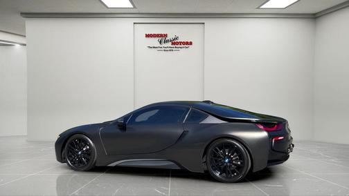 Gray Metallic 2019 BMW i8 Base