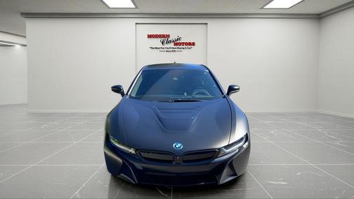 Gray Metallic 2019 BMW i8 Base