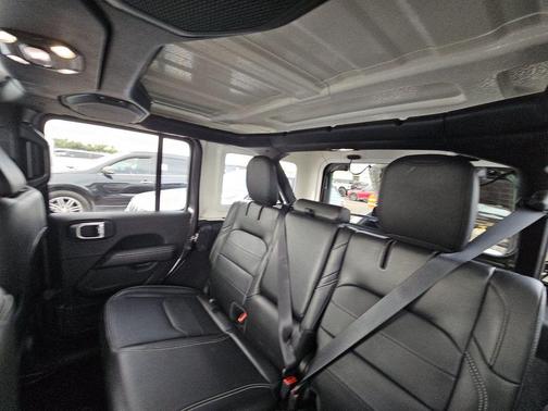 Granite Crystal Metallic Clearcoat 2021 Jeep Wrangler Unlimited 4xe Sahara