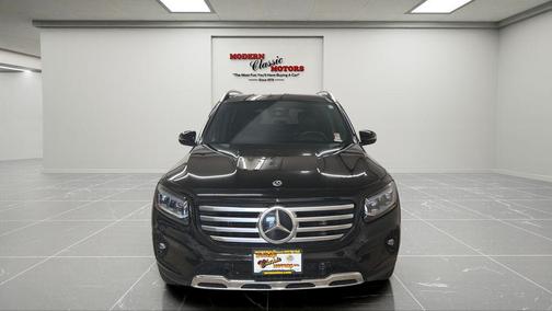 Black 2025 Mercedes-Benz GLB 250 4MATIC