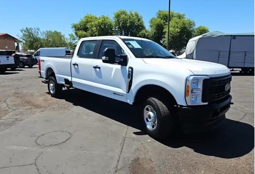 Oxford White 2023 Ford F-350 XL