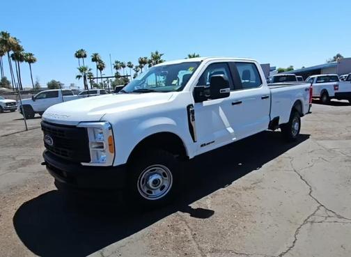 Oxford White 2023 Ford F-350 XL
