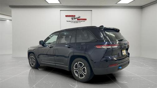 2022 Jeep Grand Cherokee 4xe Trailhawk
