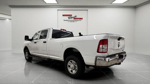 2024 RAM 2500 Tradesman Crew Cab 4x4 8' Box