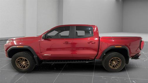 2023 GMC Canyon AT4