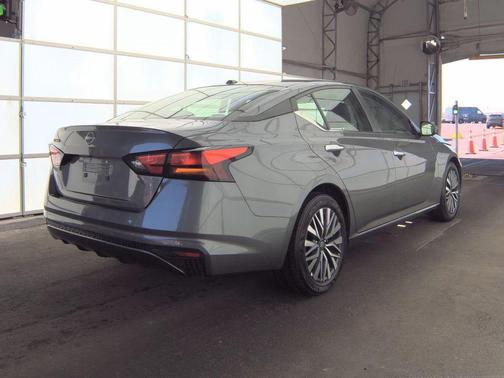 Gun Metallic 2025 Nissan Altima 2.5 SV