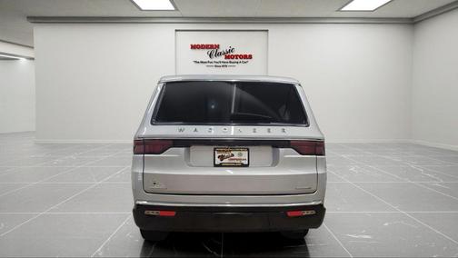 Silver Zynith 2023 Jeep Wagoneer Series III 4x4