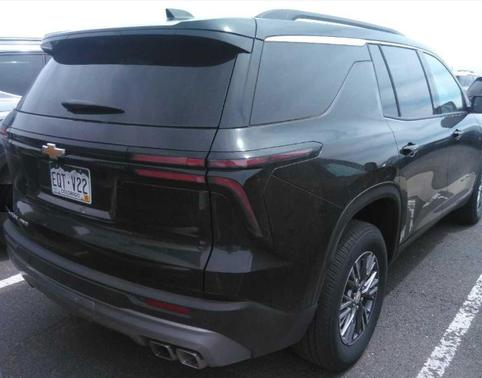 Radiant Red Tintcoat 2026 Chevrolet Traverse AWD Z71
