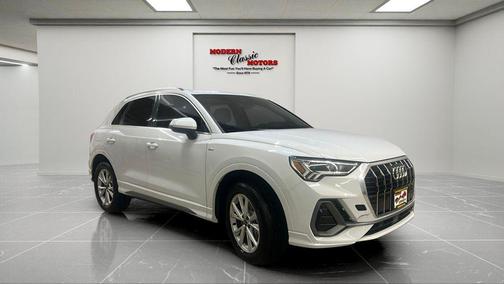 2025 Audi Q3 45 S line Premium Plus