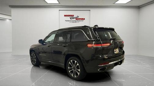 2023 Jeep Grand Cherokee Overland