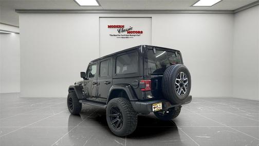 2024 Jeep Wrangler 4-Door Sahara 4x4
