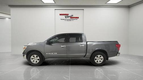 2018 Nissan Titan SV