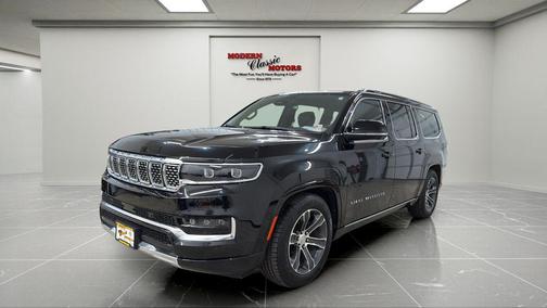 Diamond Black Crystal Pearlcoat 2024 Jeep Grand Wagoneer L 4x4