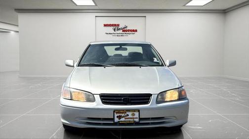 2001 Toyota Camry LE
