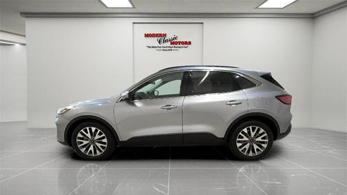 2021 Ford Escape Titanium