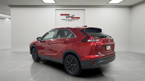 2023 Mitsubishi Eclipse Cross LE