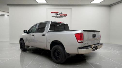 Gun Metallic 2015 Nissan Titan SV