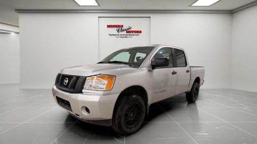 Gun Metallic 2015 Nissan Titan SV