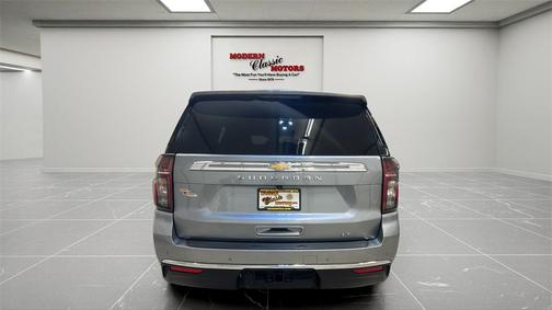 2024 Chevrolet Suburban LT